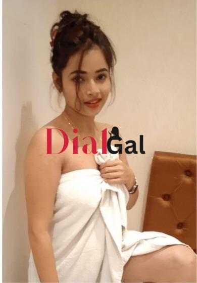 lajpat nagar 9711881147 escort service in delhi>call girls 